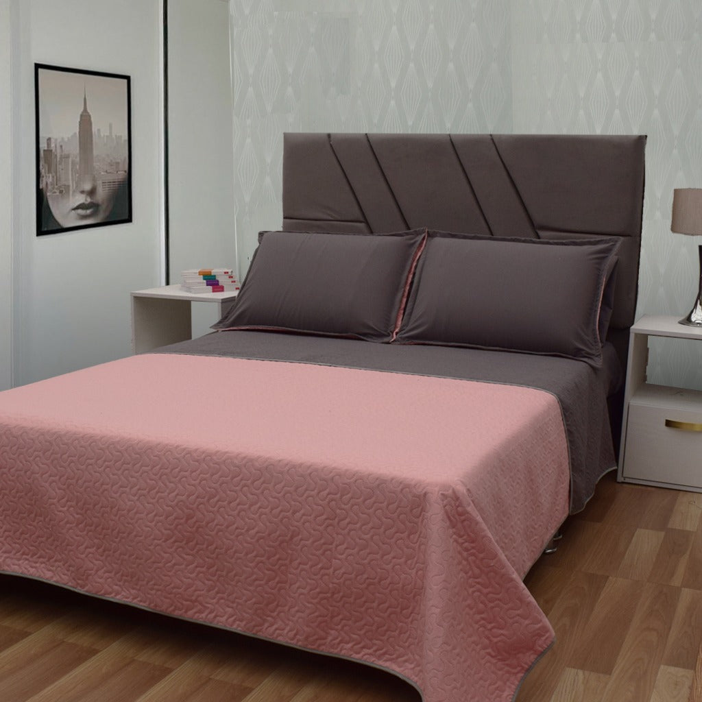 Acolchado Madrigal - Diseño Rosado/Gris
